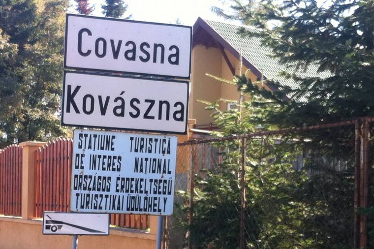 Bürokráciával küzd az önkormányzat: ismét húzódik Kovászna város utcáinak felújítása