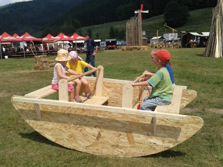 Magyar rendezvényeken is büntetett a fogyasztóvédelem