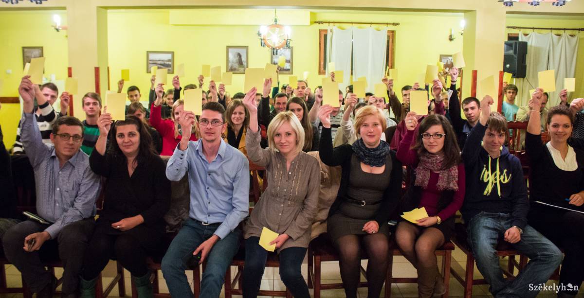 &bullet;  Fotó: Kocsis B.János