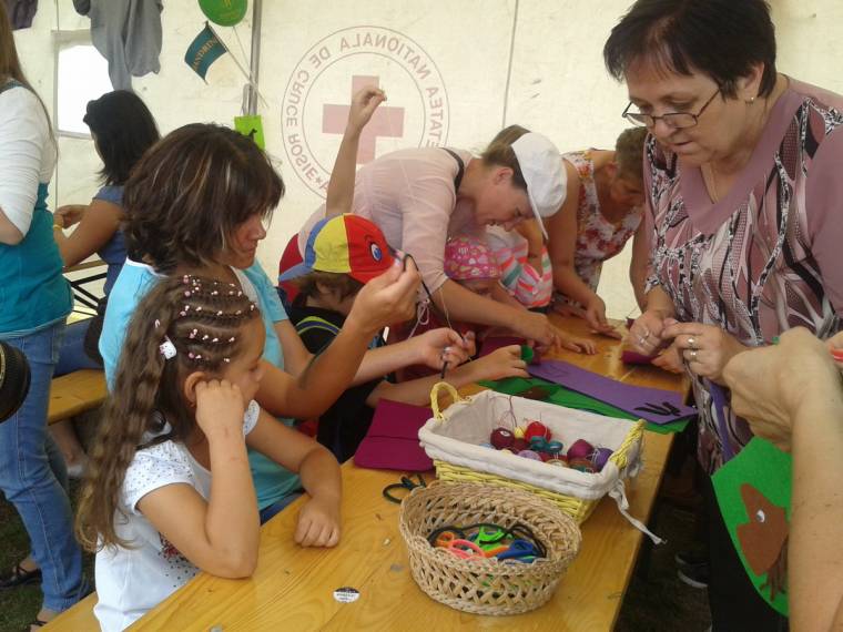 Gyerekvilág az Óriáspince-tetőn