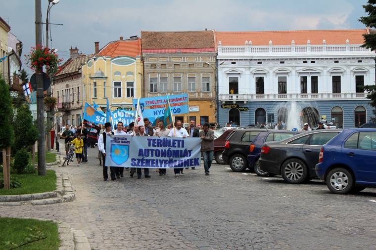 Kézdivásárhely: Székelyföld nem Románia!