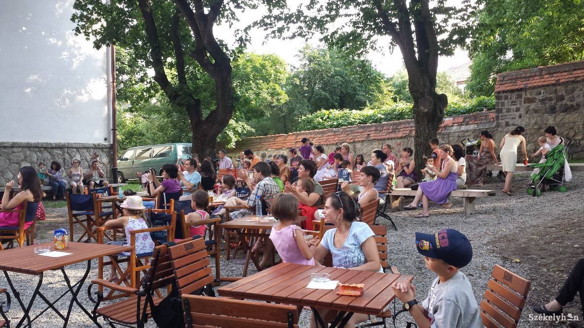 &bullet;  Fotó: Bús Ildikó