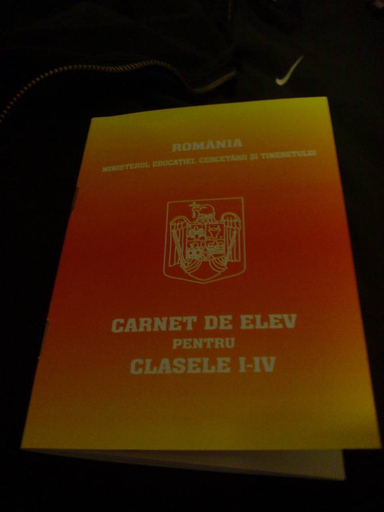 Magyar nyelvű minősítést az ellenőrzőbe