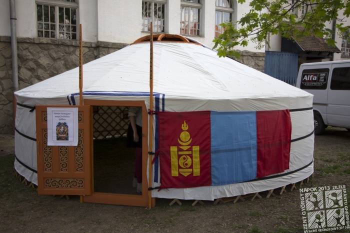 Mongol sátor a Múzeumkertben