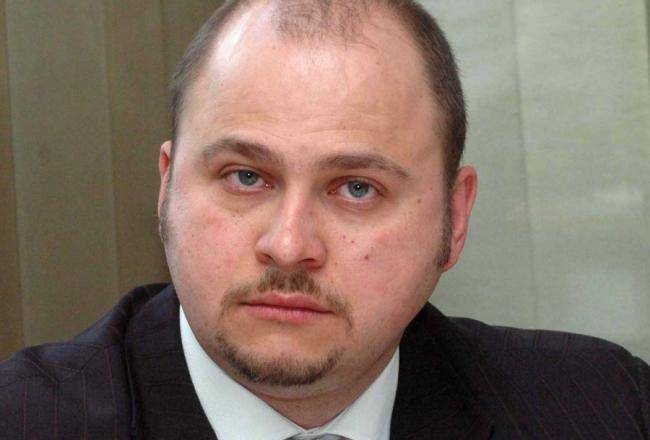 Lemondott szenátori mandátumáról Olosz Gergely