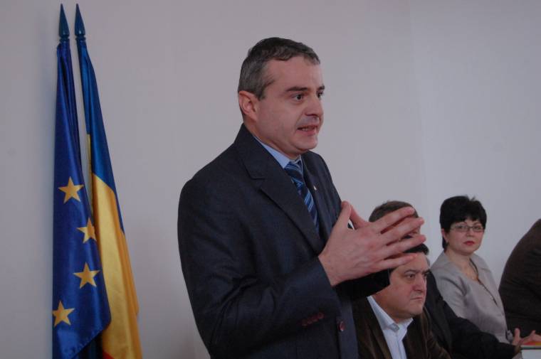 Munteanu: nem a kormány kényszerített a váltásra