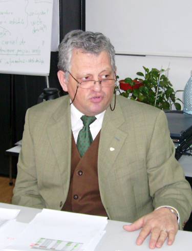 Nem lesz második esély az írástudatlanoknak