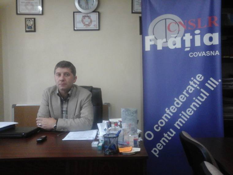 Utcára vonulnak az egészségügyi dolgozók