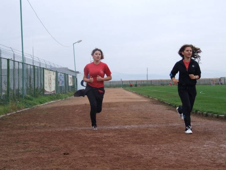 Több százan futottak 24 órán át