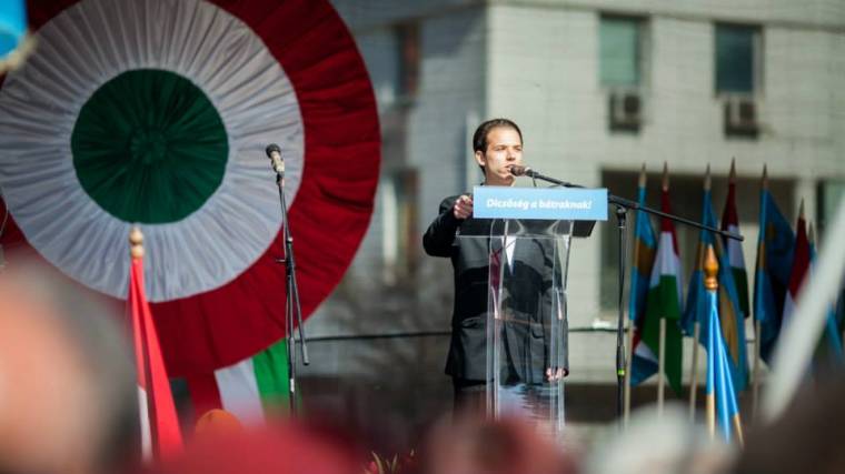 Ifjúsági szónokot választanak