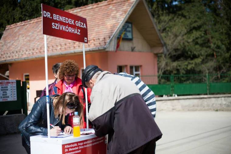 Tízezer aláírással a kovásznai kórház névváltoztatása ellen