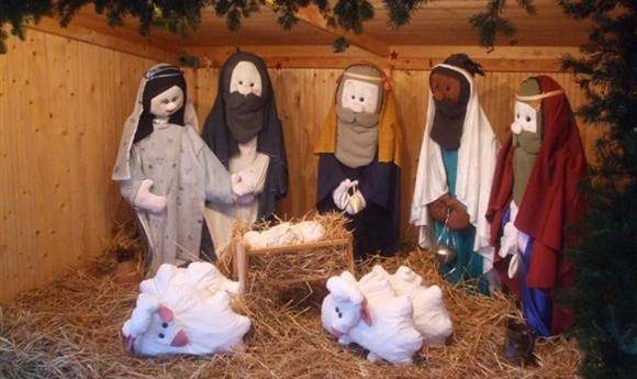 Bábos betlehemes az adventi időszakban