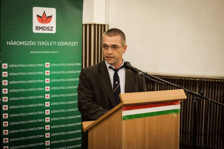 A kétharmados többség a cél Baróton