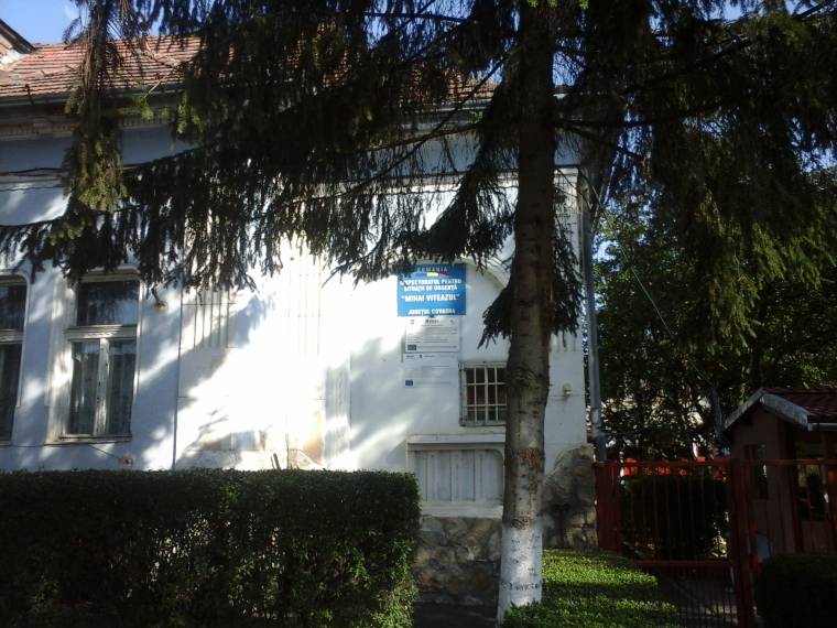 Súlyos személyzethiány a tűzoltóknál