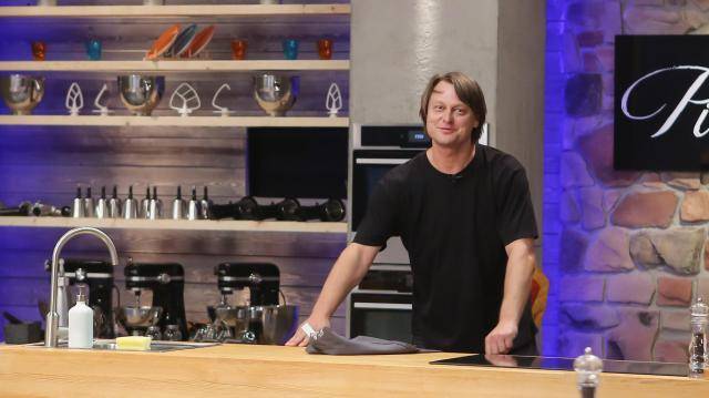 Kátai István színész bemutatta főzőtudományát