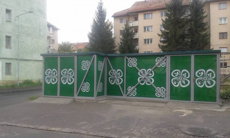 Kulcsra zárják a hulladéktárolót