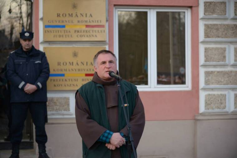 Böjte Csaba: össze kell fogni