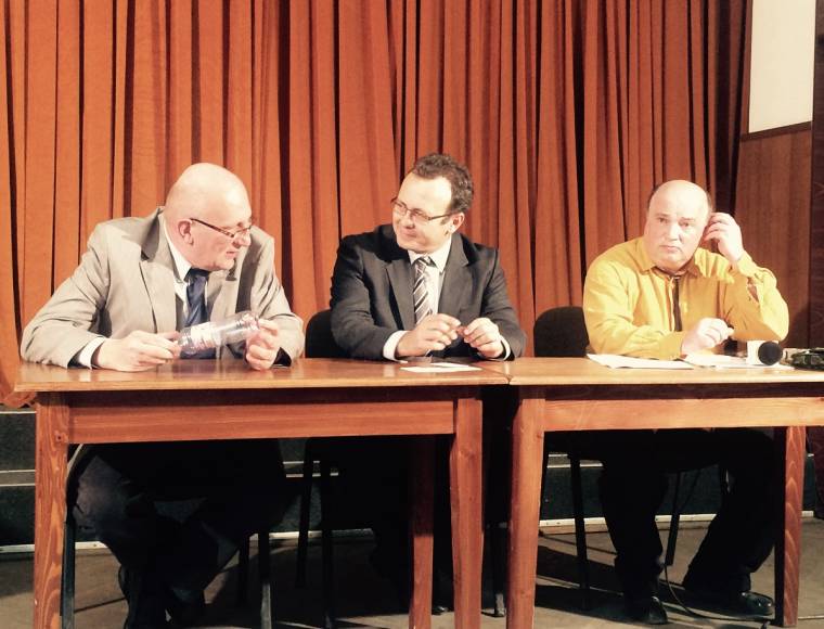 Román-magyar vitafórum: a bizalmatlanság és az általánosítás ellen