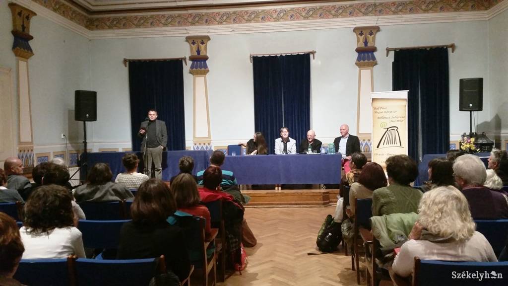 •  Fotó: Bús Ildikó