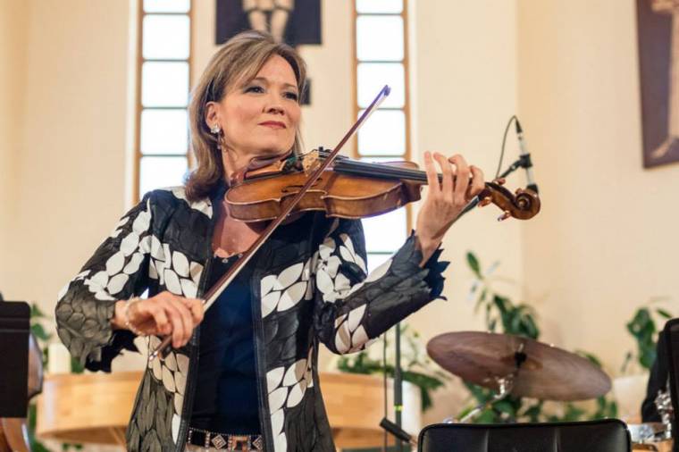 Illényi Katica koncertjével kezdődtek a városnapok