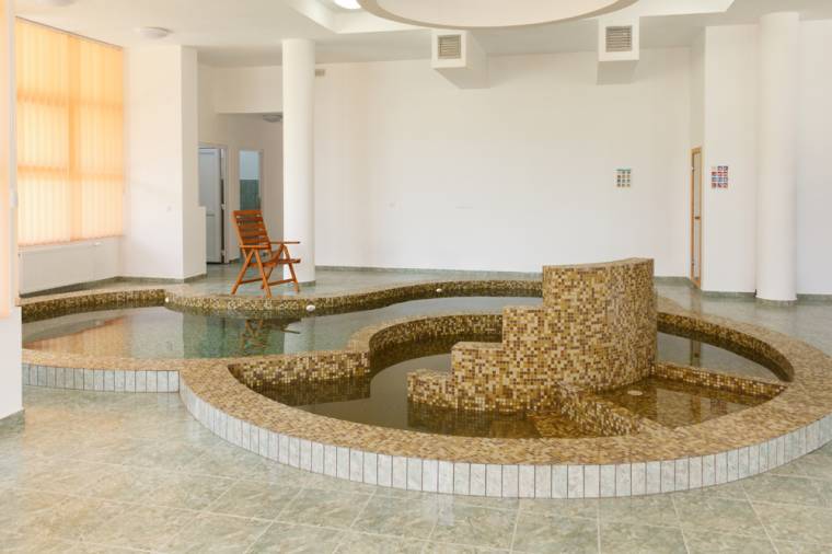 A gyógyfürdőkhöz papír kell