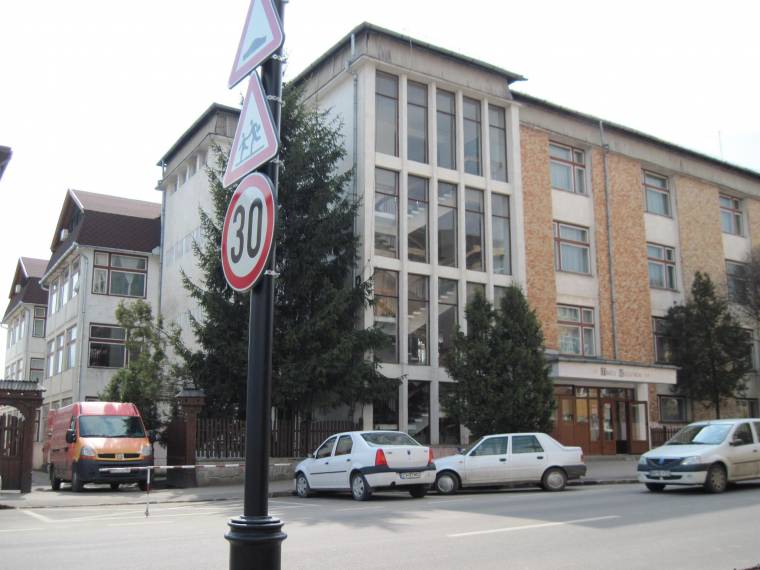 Vegyes érzelmeket keltő egyenruha