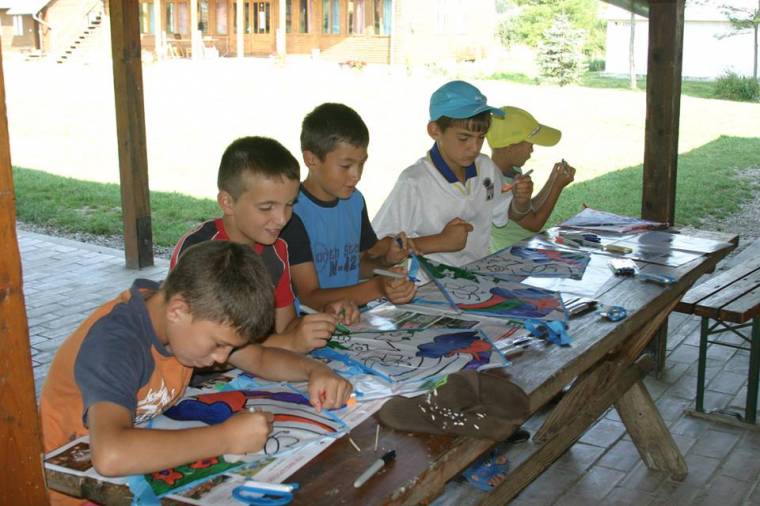 Tábor a szépmezői fiatalokért
