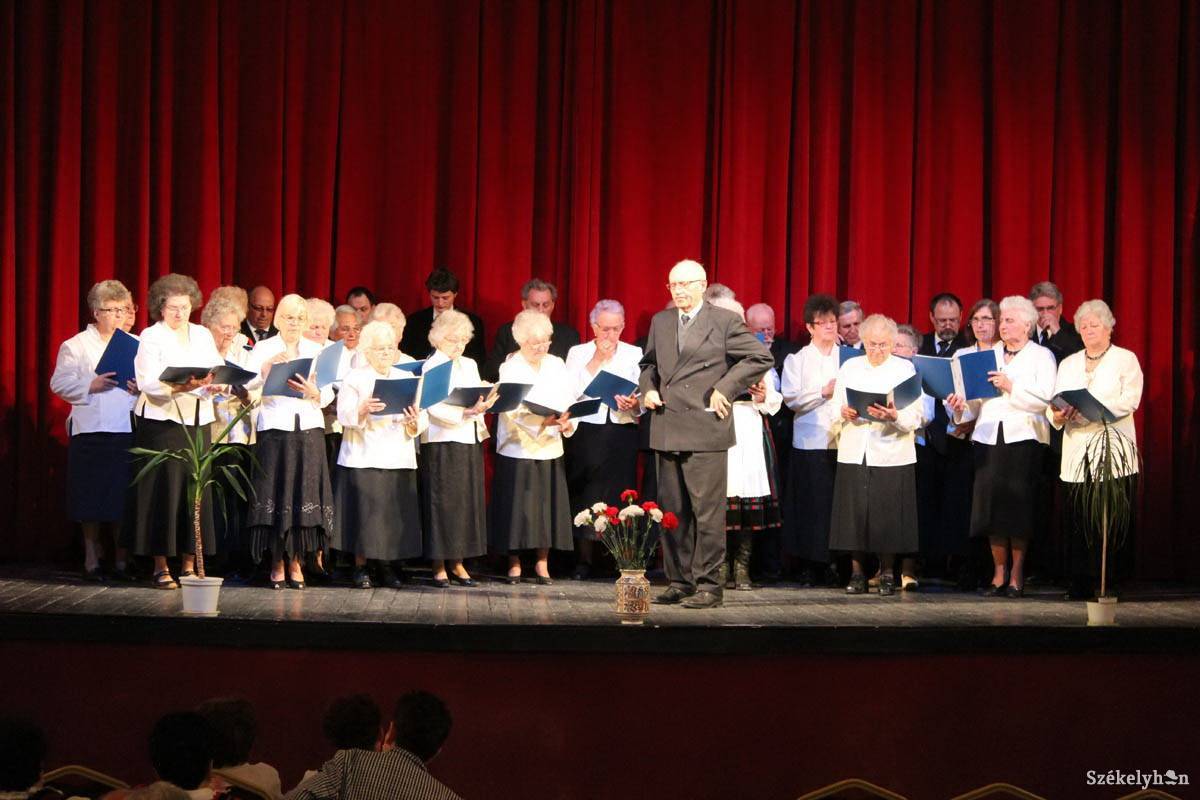 • Fotó: Bartos Lóránt