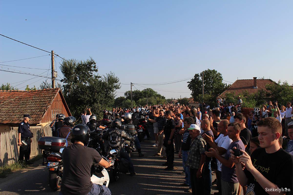 • Fotó: Bartos Lóránt