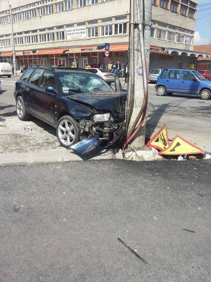 Autóbaleset Sepsiszentgyörgy központjában