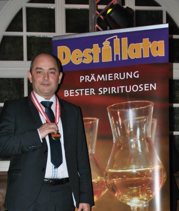 Újabb aranyérem a szentgyörgyi barackpálinkának