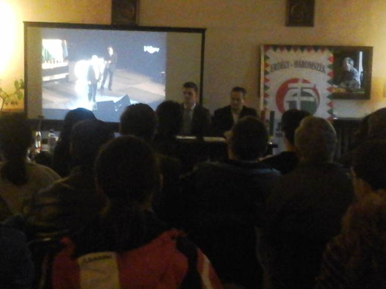 Interneten levezérelt jobbikos lakossági fórum Sepsiszentgyörgyön