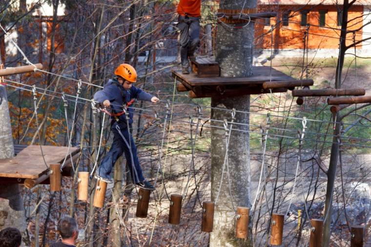 Iskola másként: kalandpark-látogatás és nyelvi jogok