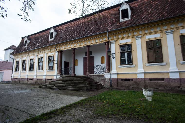 Ki kell költöznie a gyermekotthonnak a Mikó-kastélyból