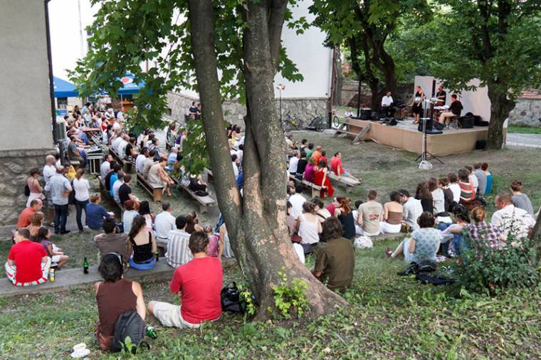 Kezdődnek a múzeumkerti koncertek