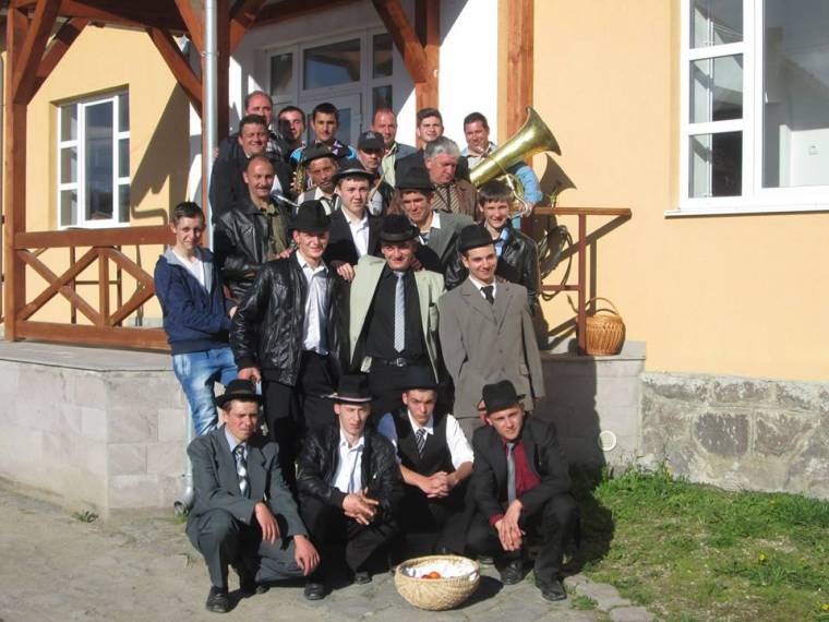 Vízbevető regutás locsolás Mikóújfaluban