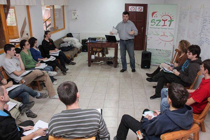 A pénzszerzési lehetőségekről tartanak képzést