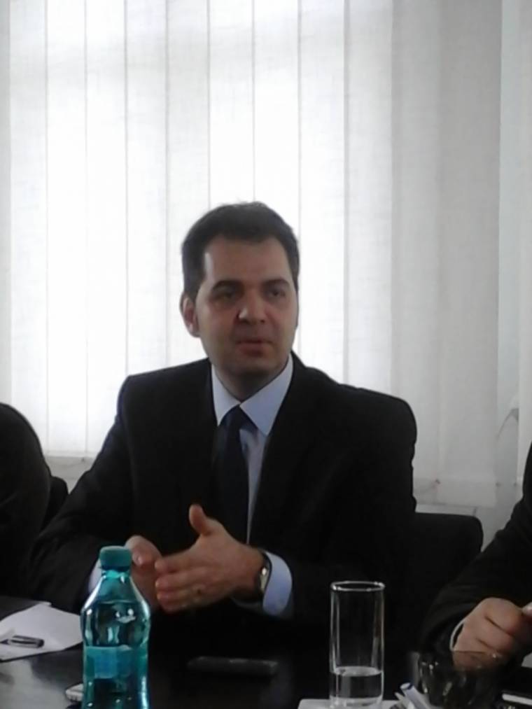 Antal: nem a prefektustól, hanem a jogszabályoktól várom el, hogy megoldja a problémáinkat