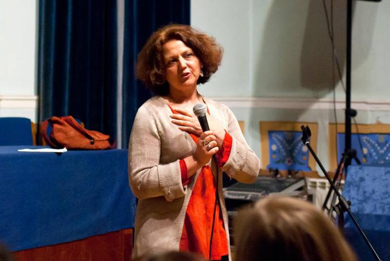 Szerelmes mesék a mesék szerelmeseinek