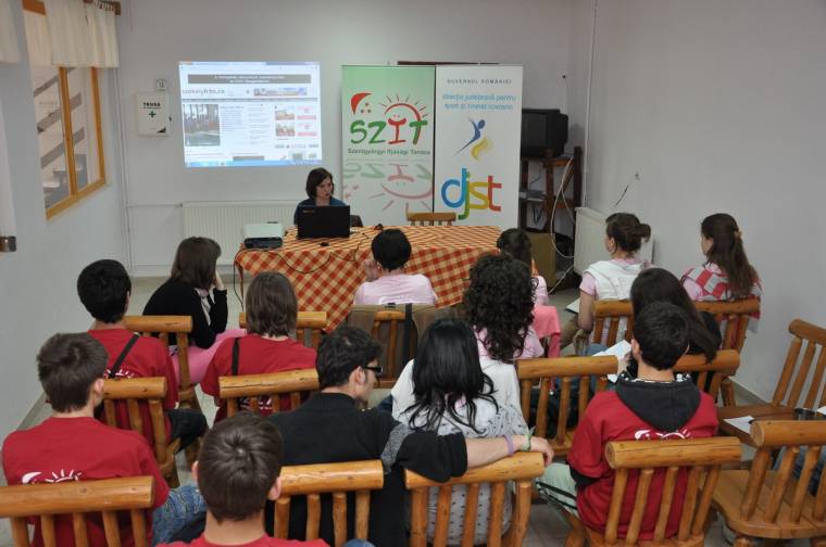 Fiatal médiások találkozója Sepsiszentgyörgyön