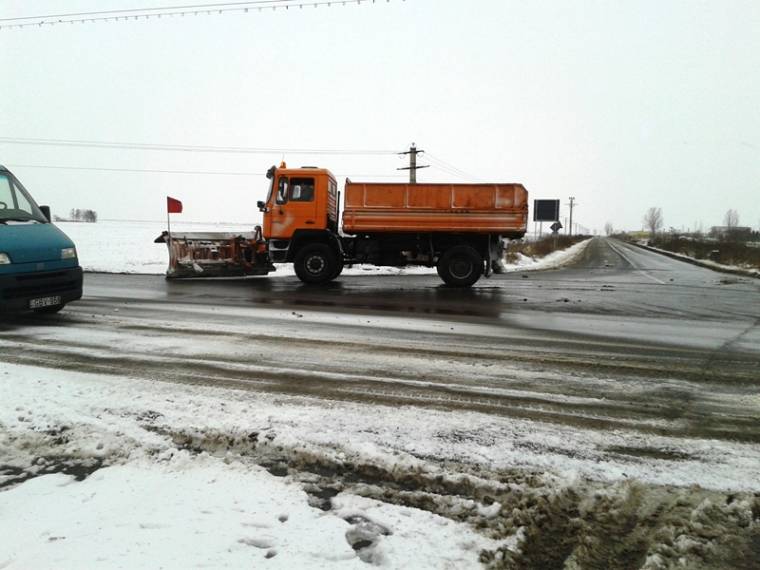 Jól halad a hóeltakarítás Kovászna megyében