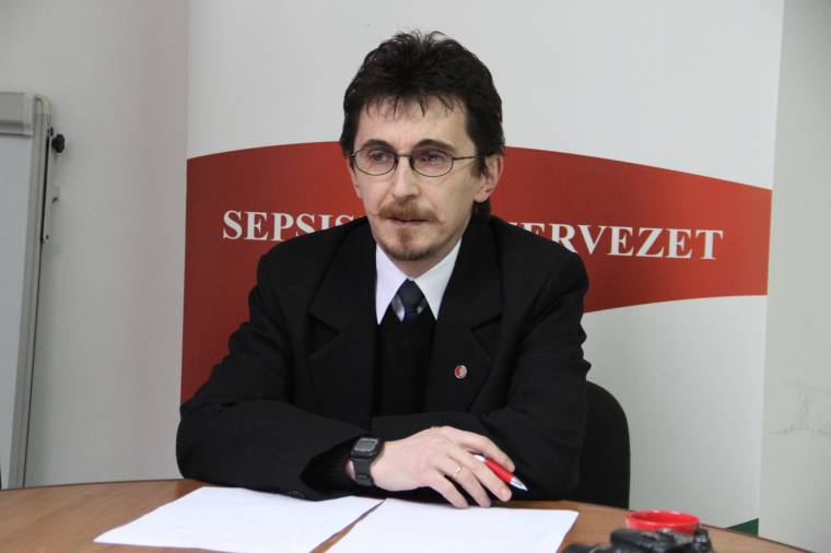 Felpörgött honosítás és regisztráció Sepsiszéken