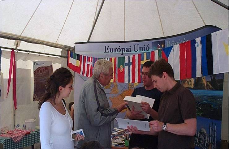 Táblagépet sorsolnak ki az Europe Direct Központban