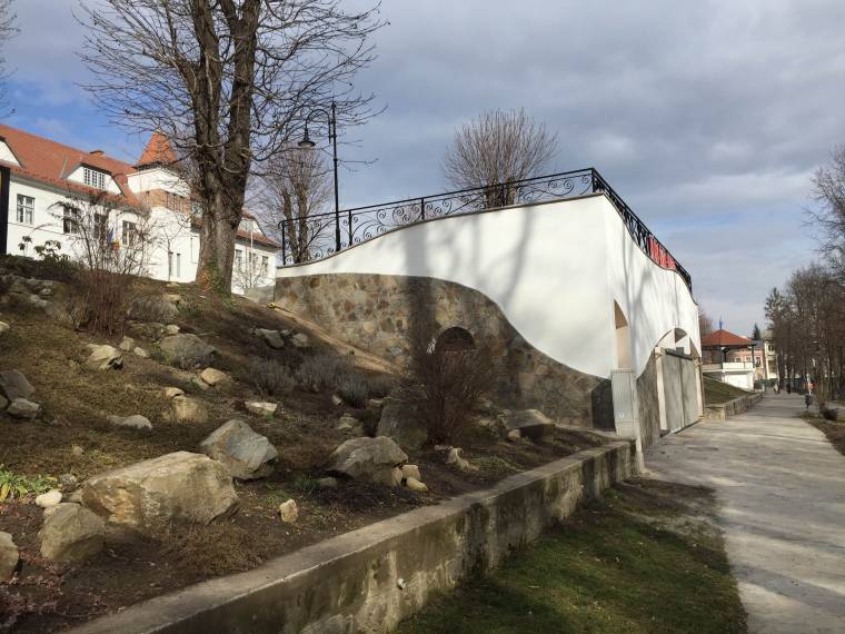 Ha nem rongálnak, díjmentes lesz a közvécé