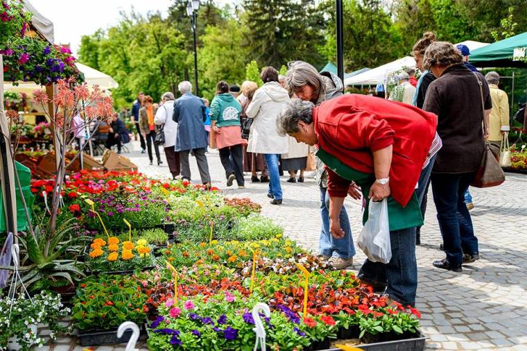 Hagyományos vásár és virágkiállítás lesz Sepsiszentgyörgyön
