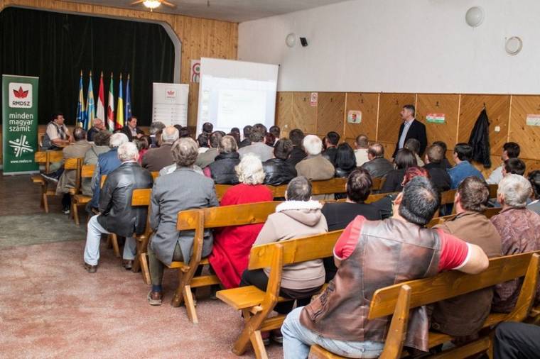 Háromszéki jelölteket nevesített az RMDSZ