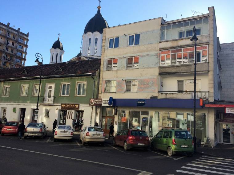 Közvitán Sepsiszentgyörgy „kiszínezése”