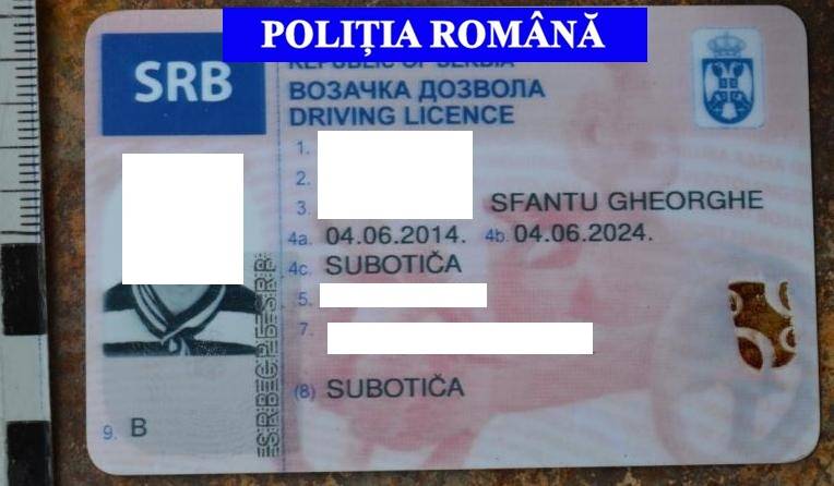 A szerbiában kiállított jogosítványok a gyanú szerint hamisak •  Fotó: Kovászna Megyei Rendőr-főkapitányság