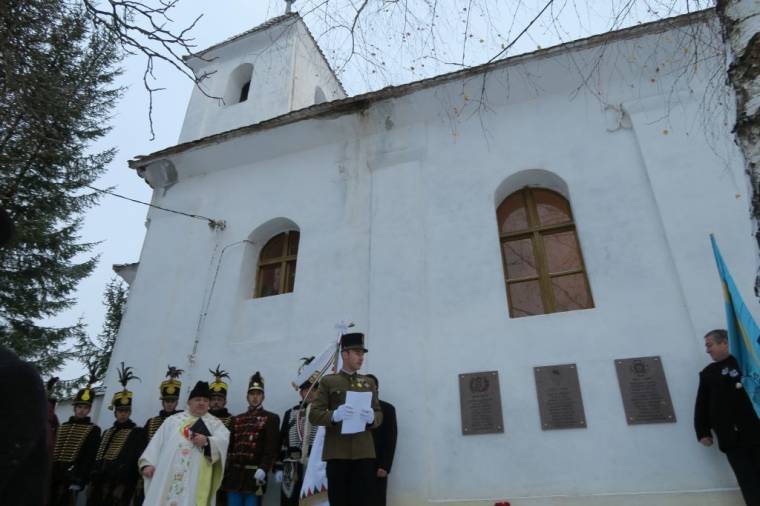 Emléktábla a zalánpataki hősöknek