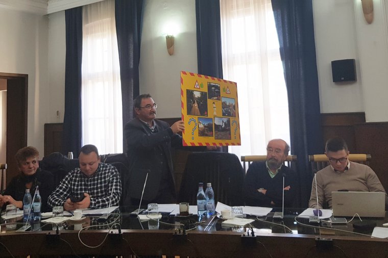 Leszavazták a néppártos forgalommódosító tervezetet